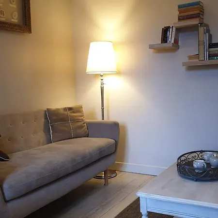 Moderne Avec Jardin Ombrage Et Wifi, Proche Paris - Fr-1-649-85 Ronquerolles